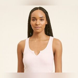Brandy Melville Light Pink Sleeveless Ribbed Crop Top.   Size-Small